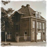 (Fam. Godefridus Henricus (Frits jr.) Dijkmans Schoenen Groothandel aan de Hoogstraat nr. 257 te Gestel en Blaarthem in 1978)